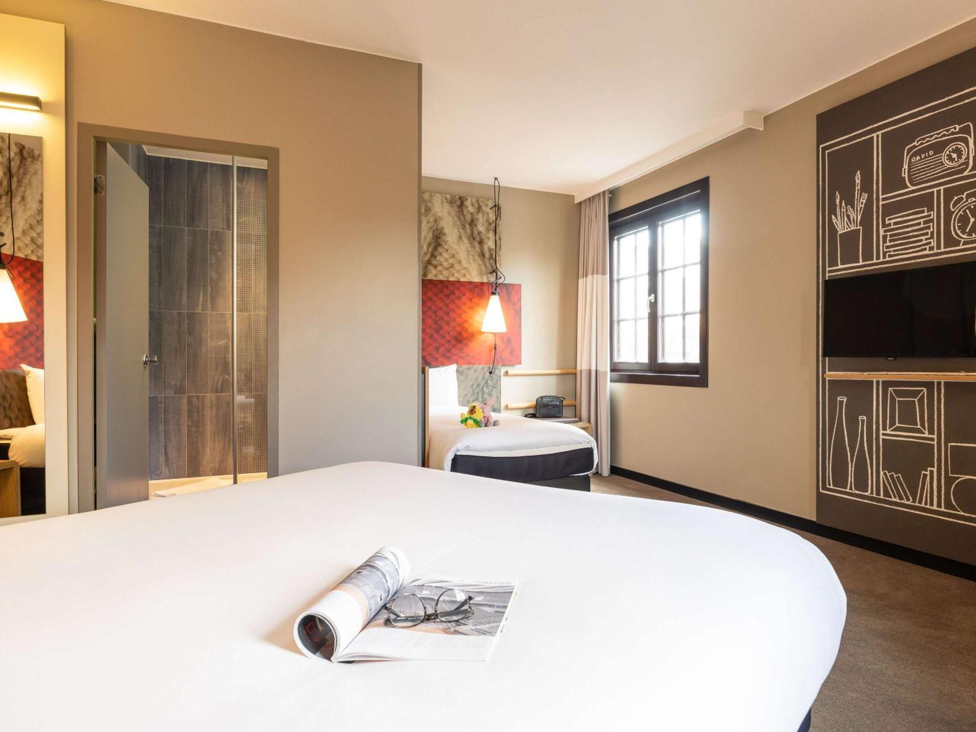 Hotel Ibis Off Grand'place 3*